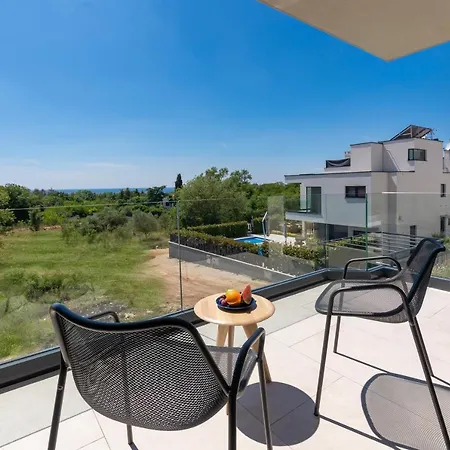Mare Exclusive Vila *