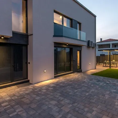 Mare Exclusive Villa *